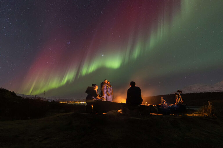 Traceless Northern Lights
