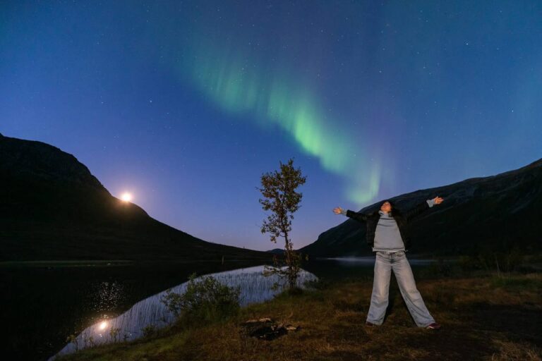 IS SEPTEMBER IS GOOD FOR THE NORTHERN LIGHTS?